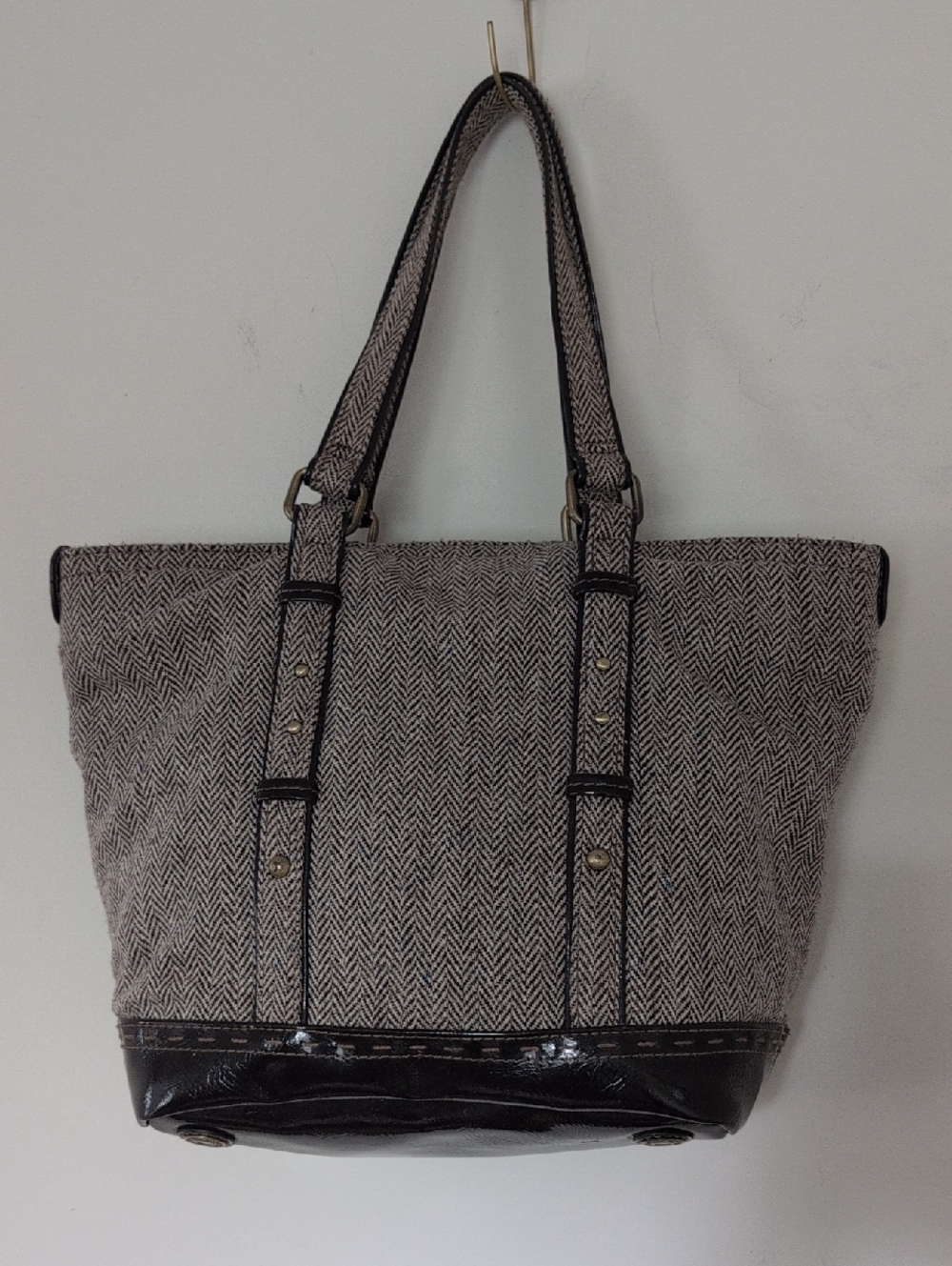 GAP Neutral Herringbone Shoulder Bag with Brown Patent Base